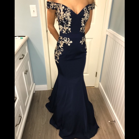 Navy prom dress size 2 - Picture 1 of 5
